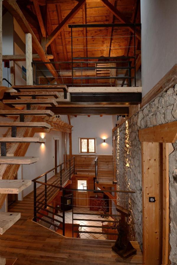 Bed and Breakfast Un R de Mémises Thollon-les-Memises Exterior foto